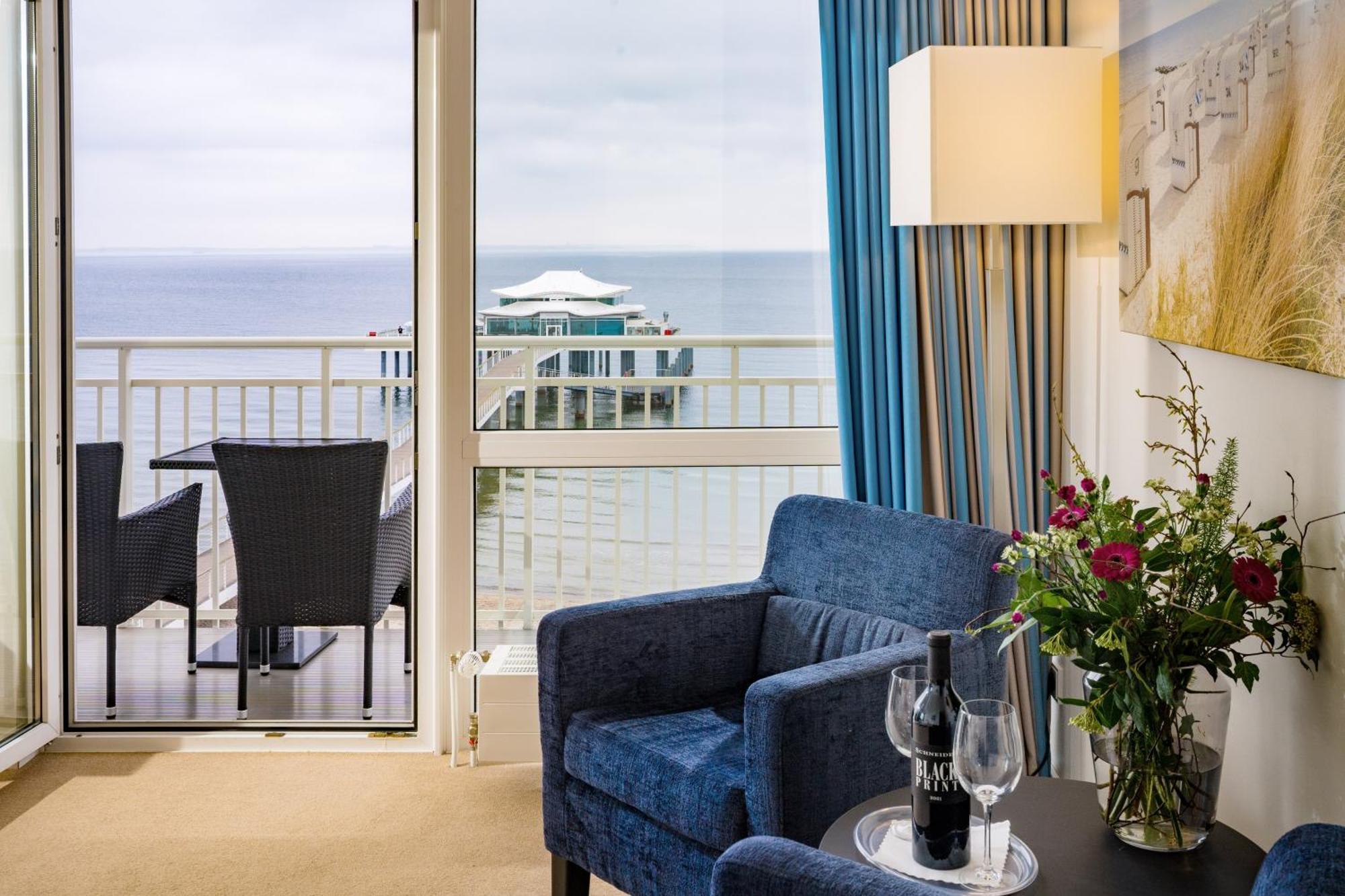 Hotel Bellevue Timmendorfer Strand Exterior foto